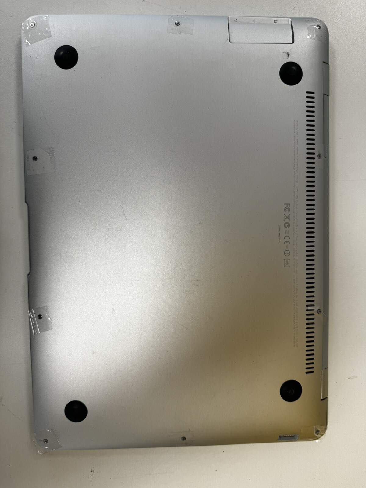 MacBook Air A1304 Usado, Piezas Originales foto 5