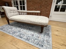 Antique Edwardian Chaise Longue – Carved Wood, Damask Upholstery, Castors