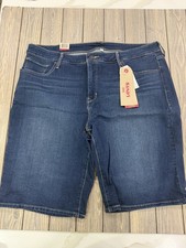 Levi's Women's 22W Mid Rise Bermuda Denim Shorts Medium Wash Blue Plus Size NWT