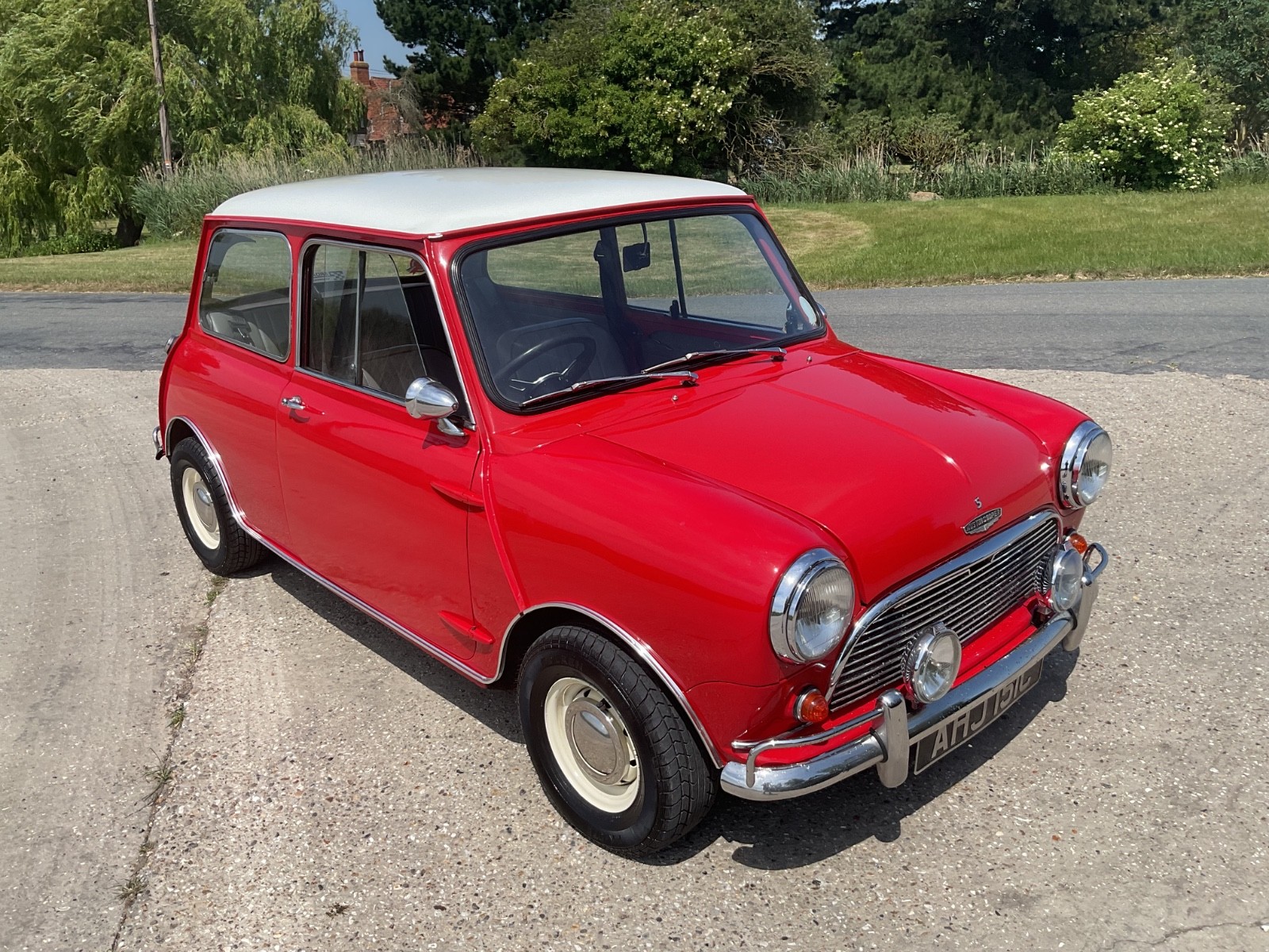 1965 Austin Mini Mk1 Cooper S 1275cc Evocation Stunning Show Car