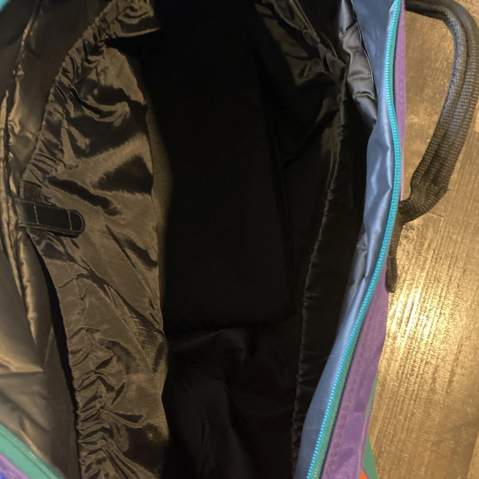 Bolsa de tenis vintage Prince púrpura verde azulado correa raqueta de pelota Y2k grande gimnasio encurtido Foto 3 de 4
