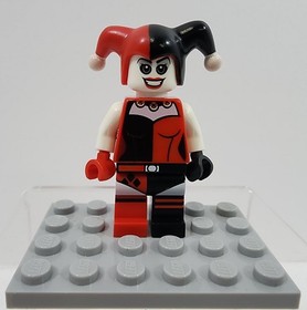 Lego DC Harley Quinn Minifigure with Hammer from set 76035 Jokerland HTF