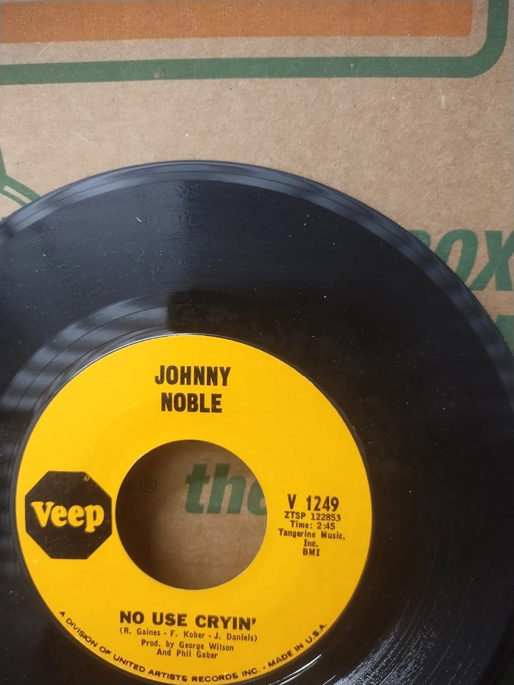 JOHNNY NOBLE- "YOU'RE SO SMOOTH"/"NO USE CRYIN"- VEEP 1249- NORTHERN- SOUL- NM - Image 3 of 4