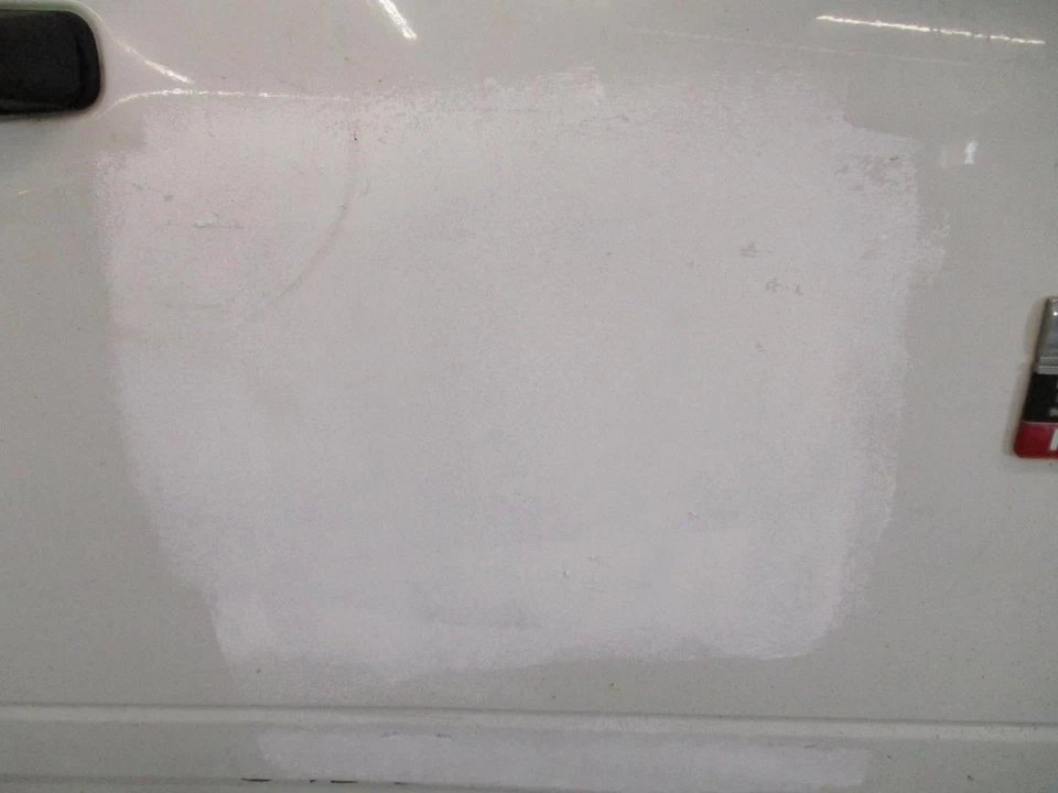 Dodge RAM 3500 2012 Right Front Door 68106 072AA Foto 2 de 4