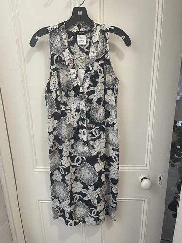 Abito Chanel vintage in seta taglia 38