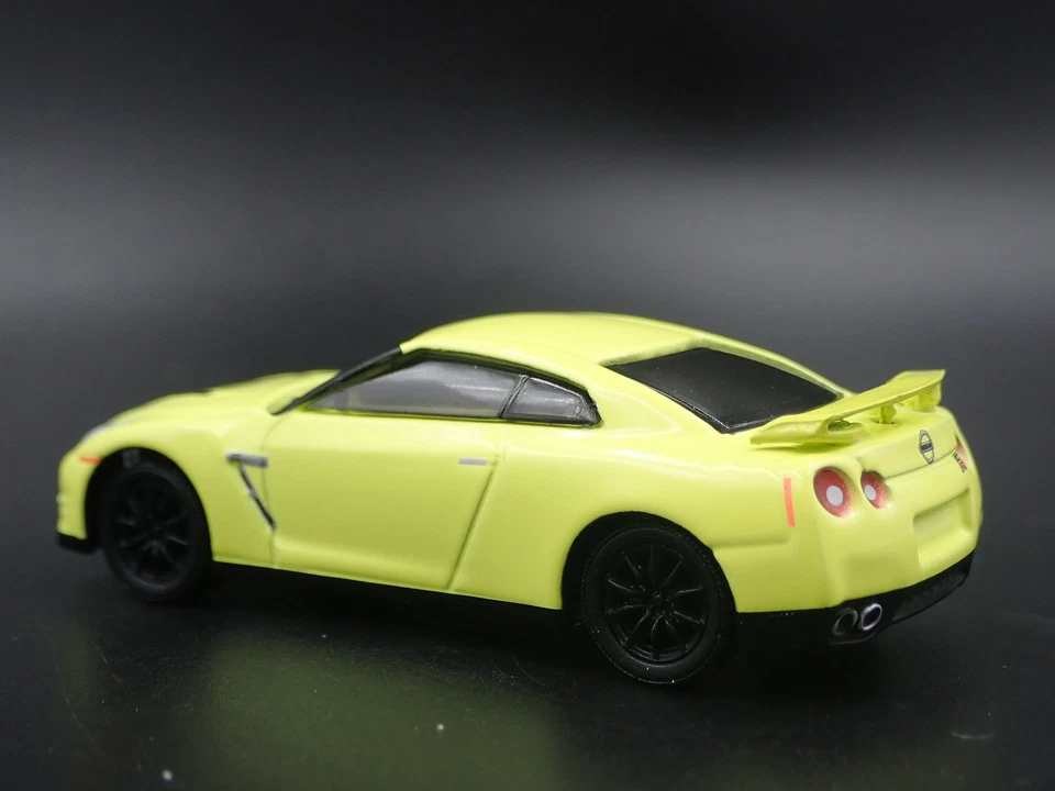 Modello Auto Diecast Diorama In Scala 1:64 NISSAN SKYLINE GTR R35 NEON 2007-2025 - Immagine 4 di 4