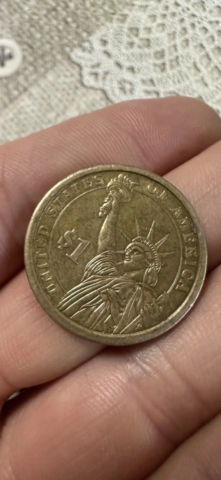 2008 (P)  - Andrew Jackson 1829-1837 -  RARE ONE DOLLAR COIN - Image 2 of 4