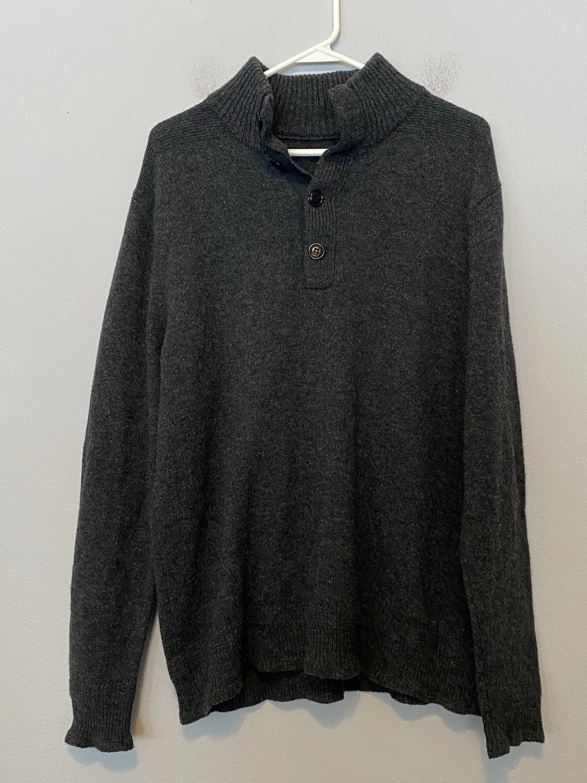 J Crew Men's Large Gray Mock Neck Button 100% Lambs Wool Sweater