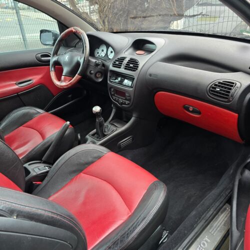 peugeot 206 cc Cabrio 2.0 Benziner TÜV neu Unfallfrei - Bild 5 von 7