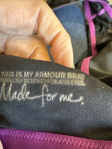 UNDER ARMOUR Black Heat Gear Sports Bra Size 38DD - Picture 4 of 9