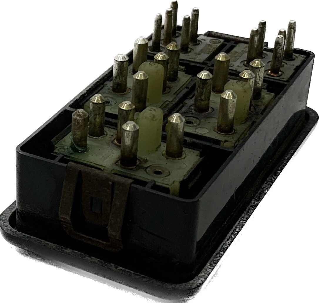 3944083 8154325 8143666 03838680 Electric Window Switch Panel  