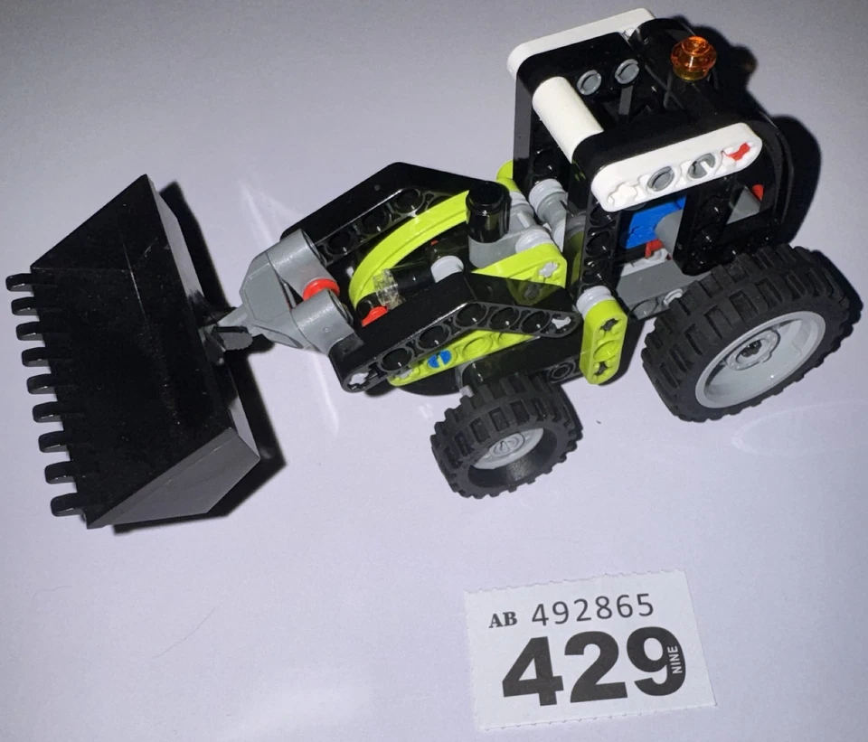 LEGO Technic 8260 Tractor