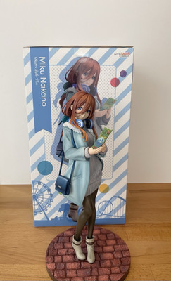 Quintessential Quintuplets - Miku Nakano Date Style Version Figur (Original)