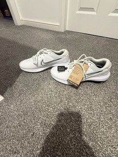 Nike Victory Pro 3 Golf Shoes Uk Size 8 Brand New with Tags