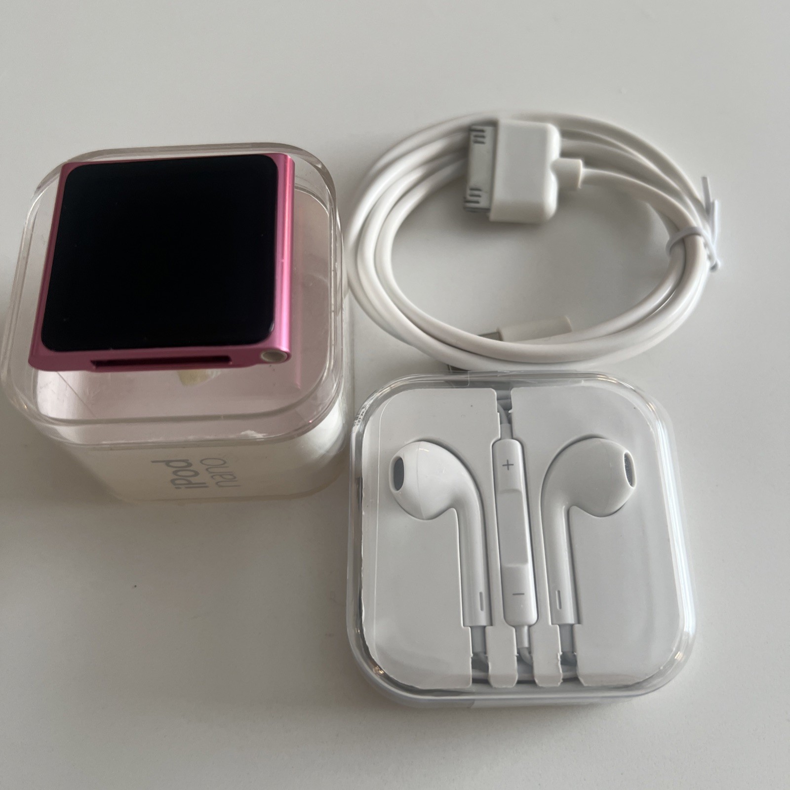 Apple iPod nano, 6th Gen, Pink (16GB), New battery installed/Screen. Very Nice