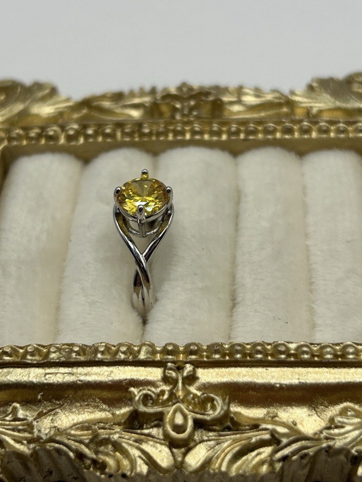 Silvertone Ring with Round Yellow Rhinestone Soli… - image 8