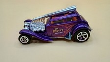 Hot Wheels Straight Pipes METALLIC PURPLE The Pipers South Bay Car