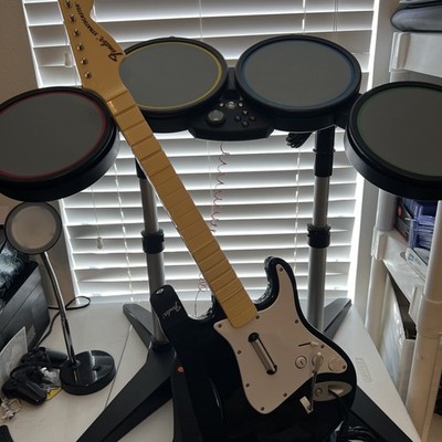Harmonix 822149 Rock Band Drum Set Xbox 360 Wired w/ Foot Pedal + Fender Guitar