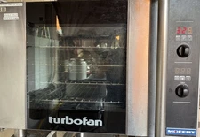 MOFFAT E31D4 Turbofan Half Size Electric Convection Oven