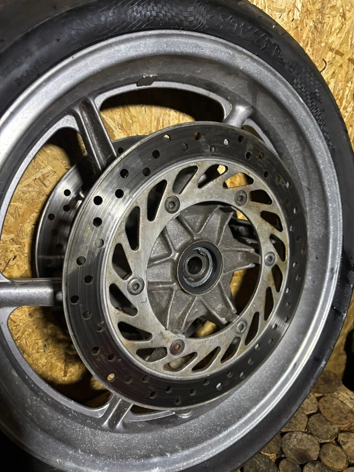 Honda CB750 SevenFifty RC42 92-03 Vorderrad Wheel + Bremsscheiben 2 - Bild 2 von 4
