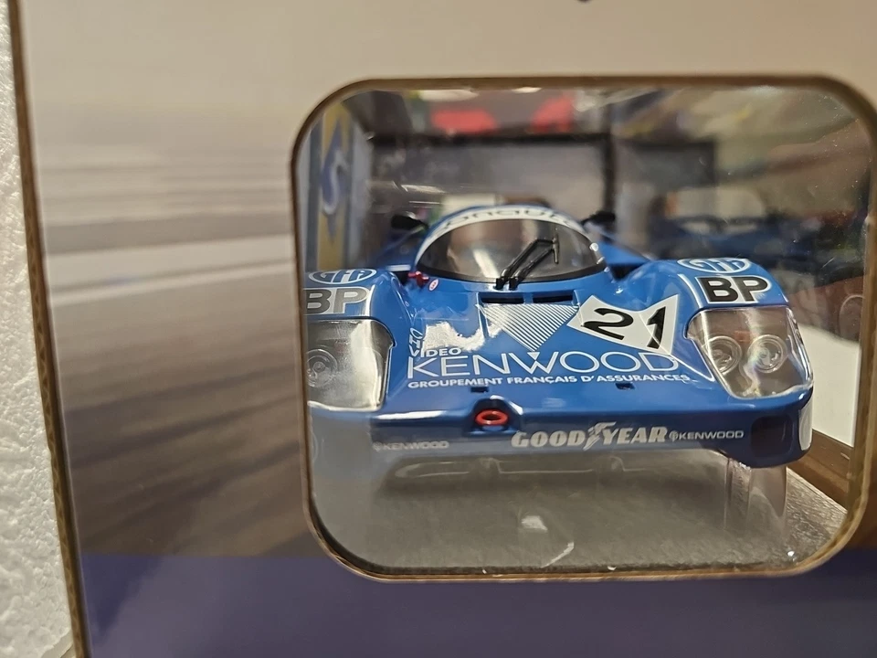SOLIDO 1805504 MINIATURE PORSCHE 956LH 24H LE MANS 1983 1/18 - Photo 4/4