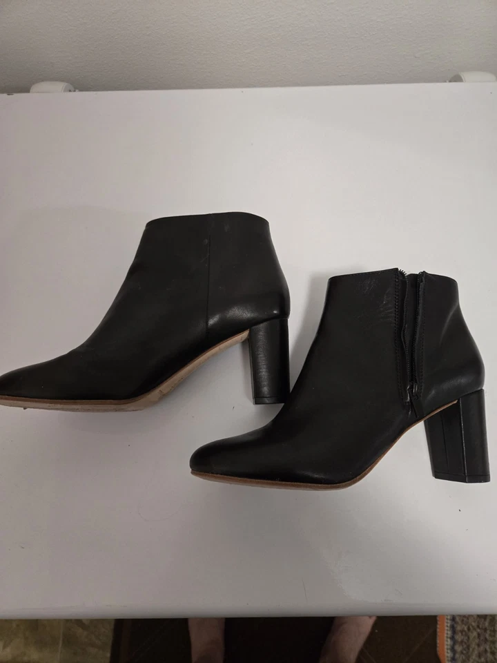 Loeffler Randall 女式黑色皮革踝靴粗跟侧拉链尺寸 6.5 B — 第 2/4 张图片