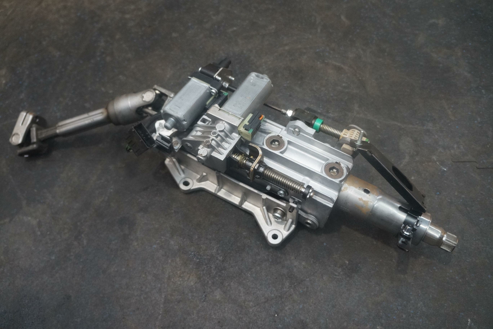 Steering Column Assembly 308063 OEM Ferrari GTB Spider 2016
