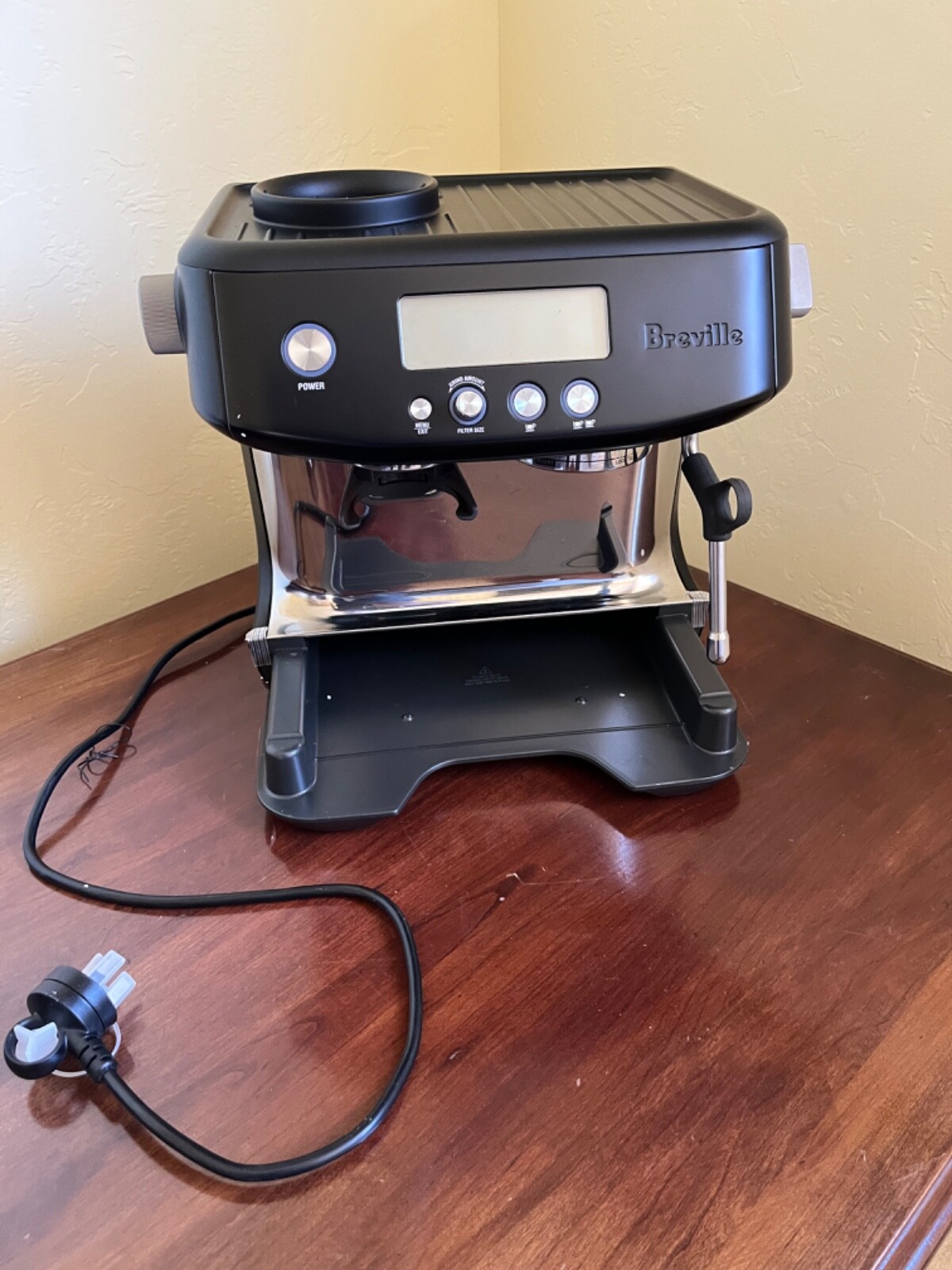 Beautiful Black Breville Barista Pro Expresso Machine With Box eBay