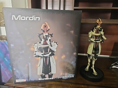 Mass Effect BioWare Mordin 20'' Tall #859, 1/4 Scale. 