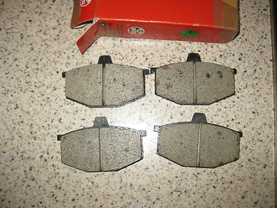 NEW GIRLING FRONT BRAKE PADS - FITS: RENAULT 4 GTL & VAN (1982-91)