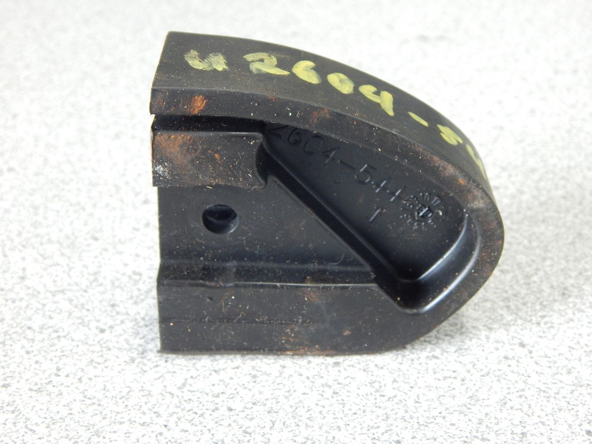 カープヘッド ARCTIC CAT SNOWMOBILE 2004-2008 FIRECAT SABERCAT Z370 RAIL