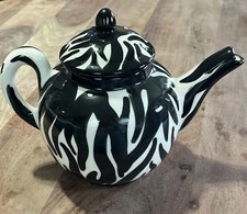 Zebra Black & White Stripe Ceramic Print Teapot 7.5” Tall 9” Handle To Spout