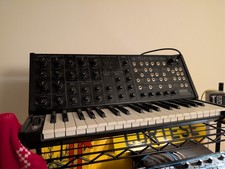 Korg MS20 Mini Analog Monophonic Synthesizer + PSU + Patch Cables