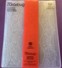 Anna Griffin Organdy Stripe Embossing Folder