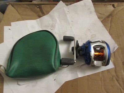 A1 stunning abu garcia blue max bait casting multiplier fishing reel