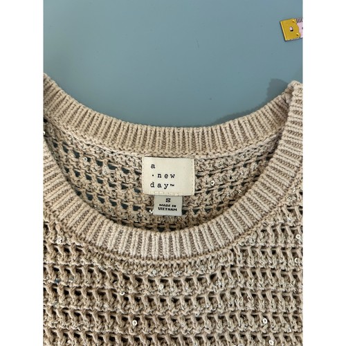 A New Day Target sweater vest knit tan sparkly size S crochet holiday festive - Picture 4 of 7
