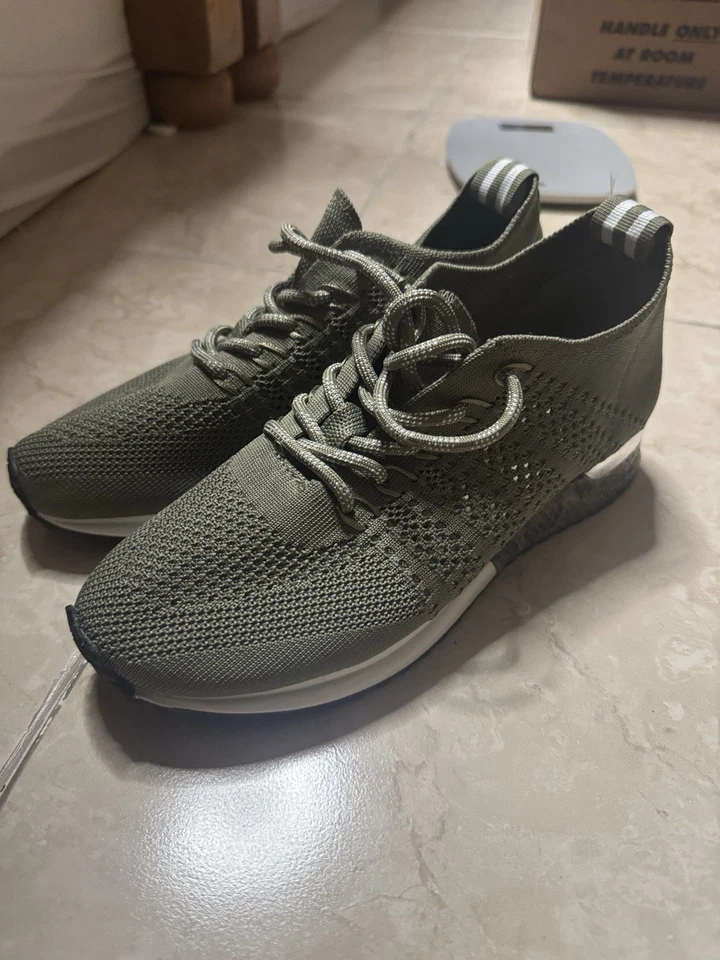 Urban Sports by J/Slide Women's Shoes Size 7M Olive Green Lightweight And New - Image 2 of 4