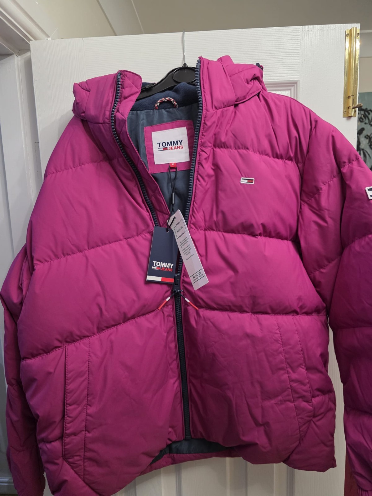 Tommy Hilfiger Men's Essential Down Jacket in Autumn Plum, M