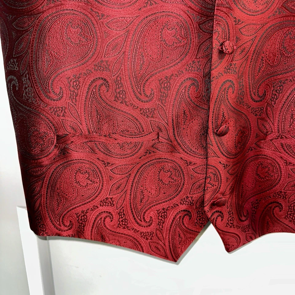 NWT PRONTO-UOMO Paisly Burgandy Mens Formal Vest Size XL Suit, Wedding, Prom - Image 3 of 4