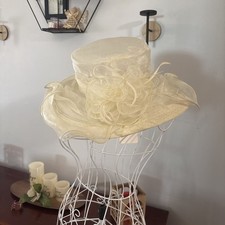FORBUSITE Cream Off White Derby Style Church Lady Hat