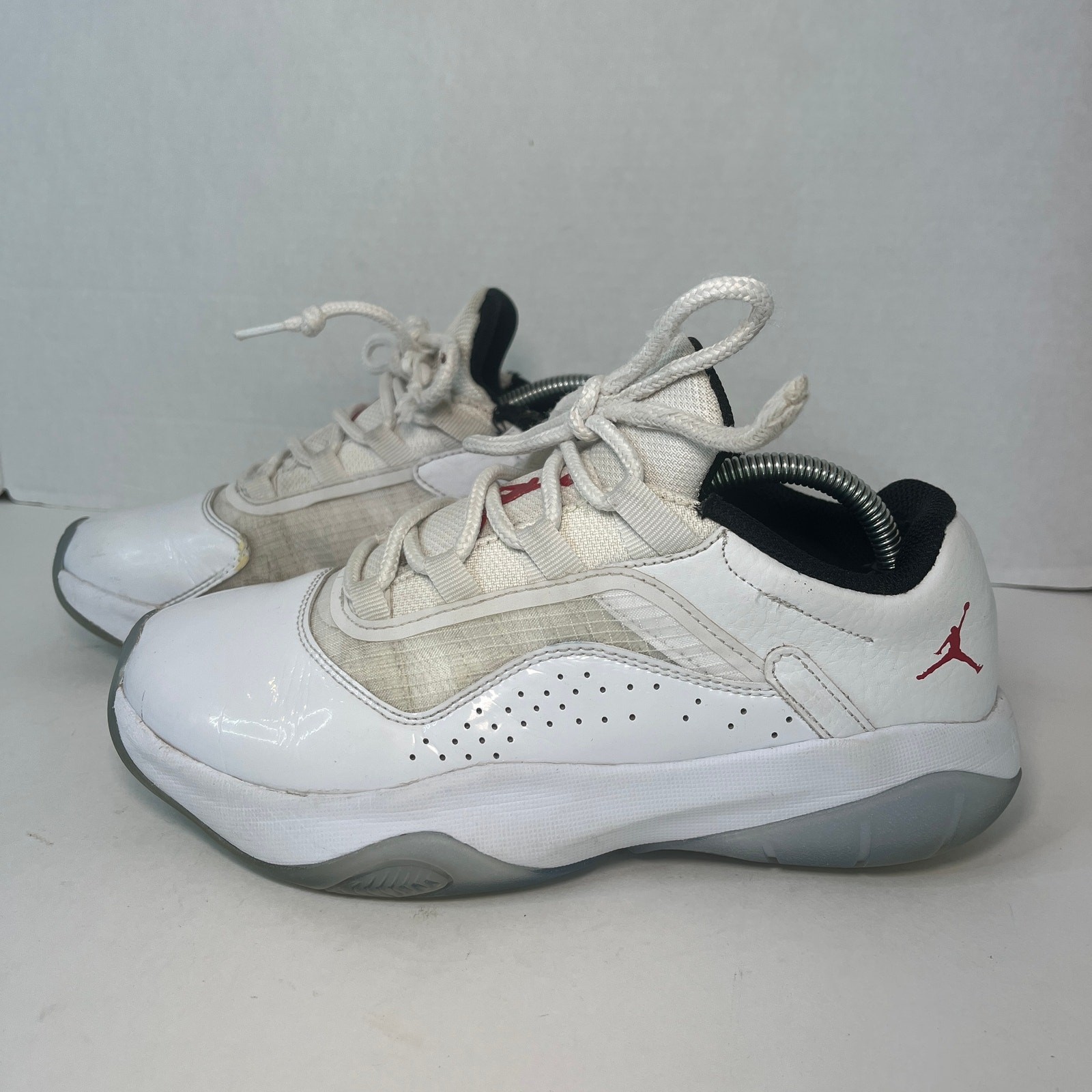 Air Jordan 11 CMFT Low Sneaker Shoes White Unisex Youth Size 5.5 CZ0907-162 thumbnail 7