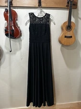 Black Choir/Formal Dress Size 4 (Southeastern Apparel)
