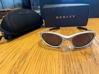 小物 oakley minute 1.0 Oakley Minute 1.0 Silver Sunglasses | eBay