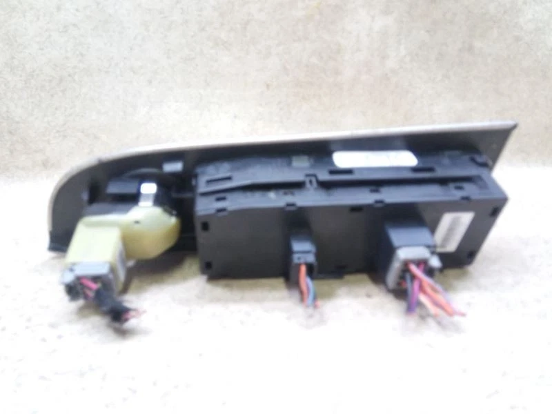 Главный выключатель стеклоподъемника слева от водителя подходит для 08–14 DODGE AVENGER E10-36/195489 - Изображение 4 из 4