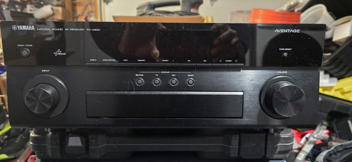 Yamaha AVENTAGE RX-A820 7.2 Channel A/V Receiver No Remote TESTED