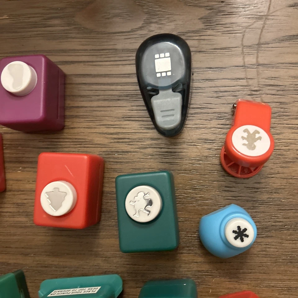 Lote de trabajo de cortadores de forma de papel perforador artesanal, CARLACRAFT. Ver fotos Foto 3 de 4