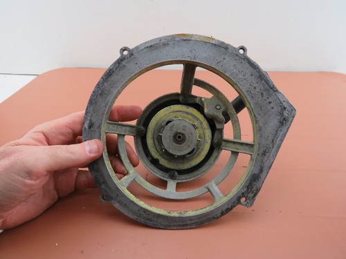 Pioneer IEL R.A. OEM Chainsaw Recoil pull start (siezed up) - Picture 6 of 9