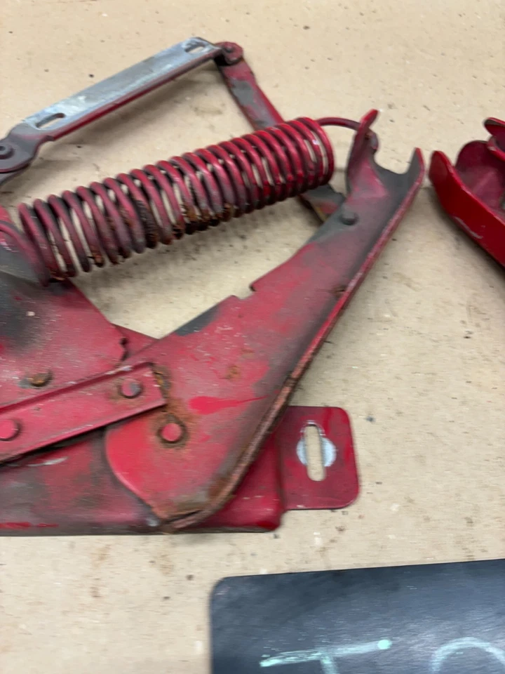 Dodge Ram D150 W150 1978 79 80 81 82 83 1993 1992 primera generación camión capó bisagras 88 Foto 3 de 4