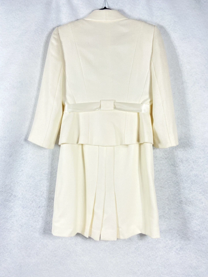 Tahari Asl 2 piezas Falda Traje Para Mujer Pequeño 4P Marfil Blazer Botones Mezcla Lana Nuevo Foto 2 de 4