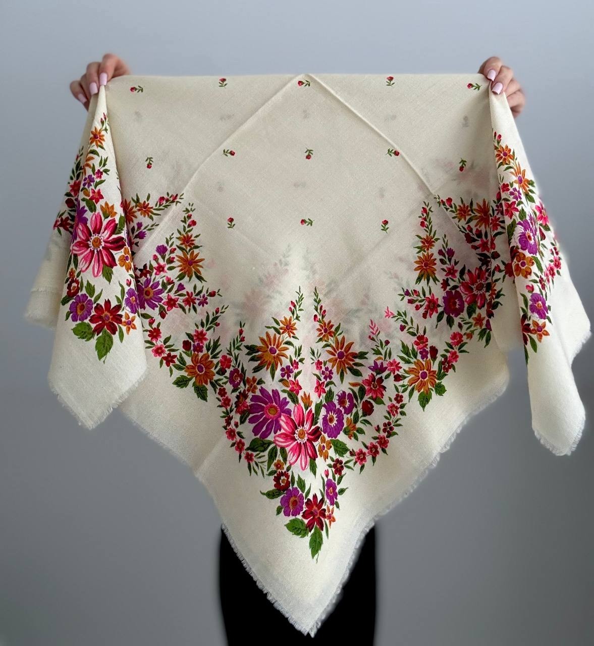 Vintage Floral Wool Scarf with Hustka , Baba Shawl Polish Ro